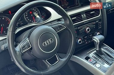 Седан Audi A4 2015 в Луцке