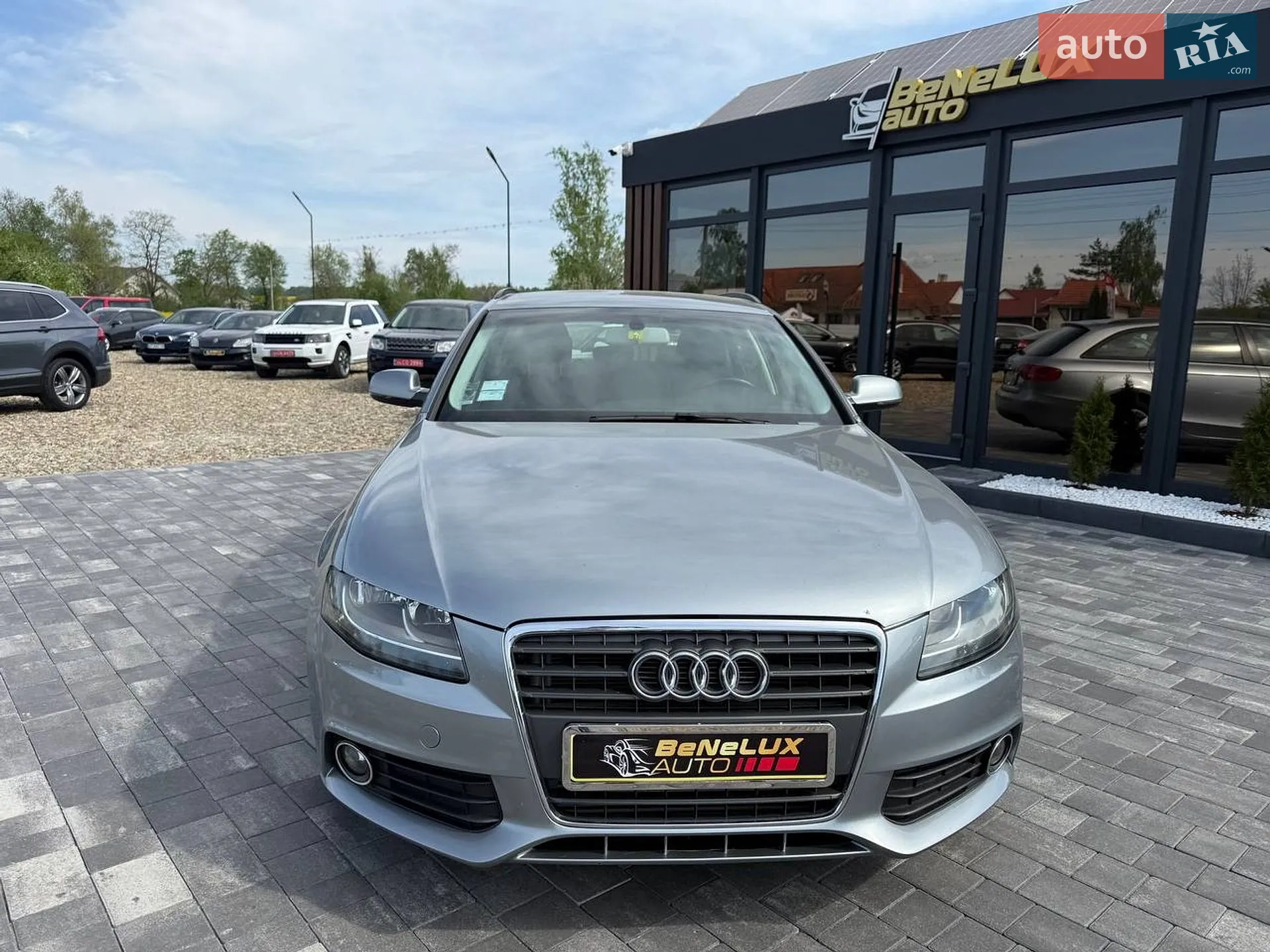 2010 Audi A4 - мініатюра 3