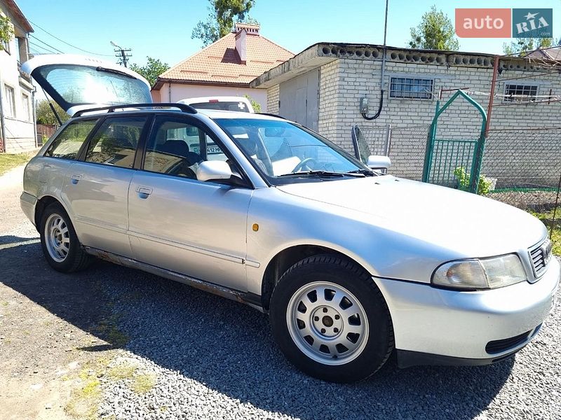 Универсал Audi A4 1997 в Львове