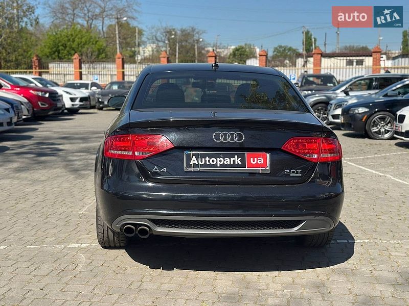Седан Audi A4 2011 в Одессе