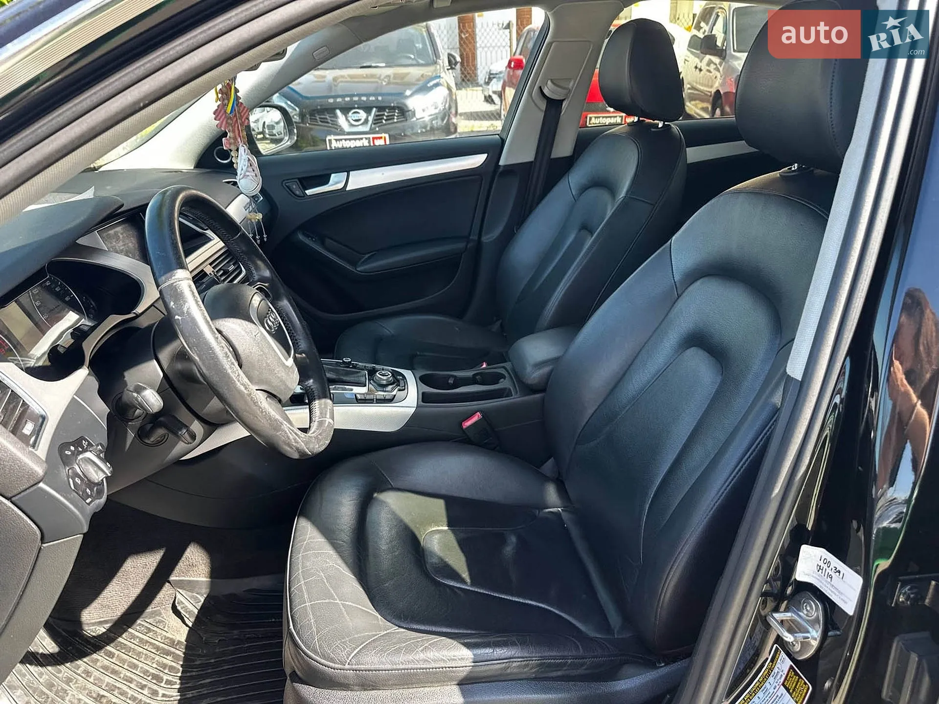 2011 Audi A4 - мініатюра 18