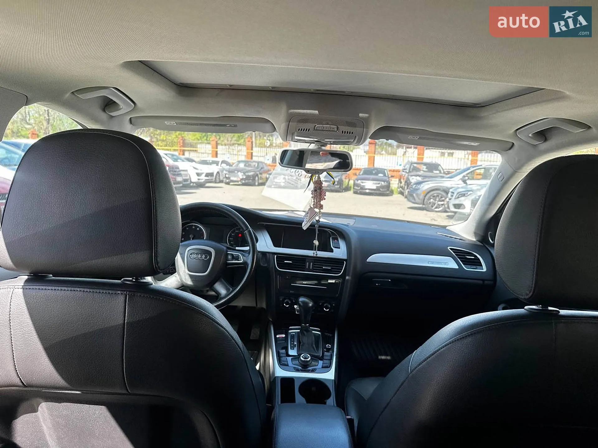 2011 Audi A4 - мініатюра 23