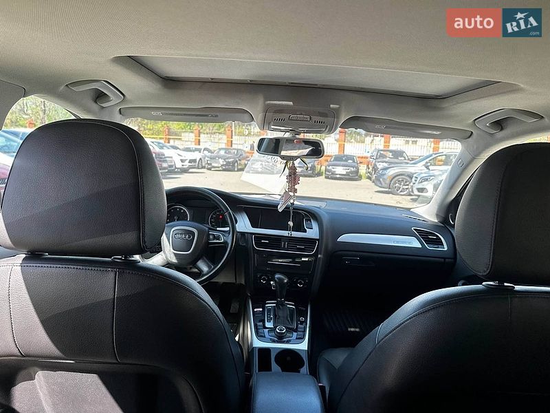 Седан Audi A4 2011 в Одессе