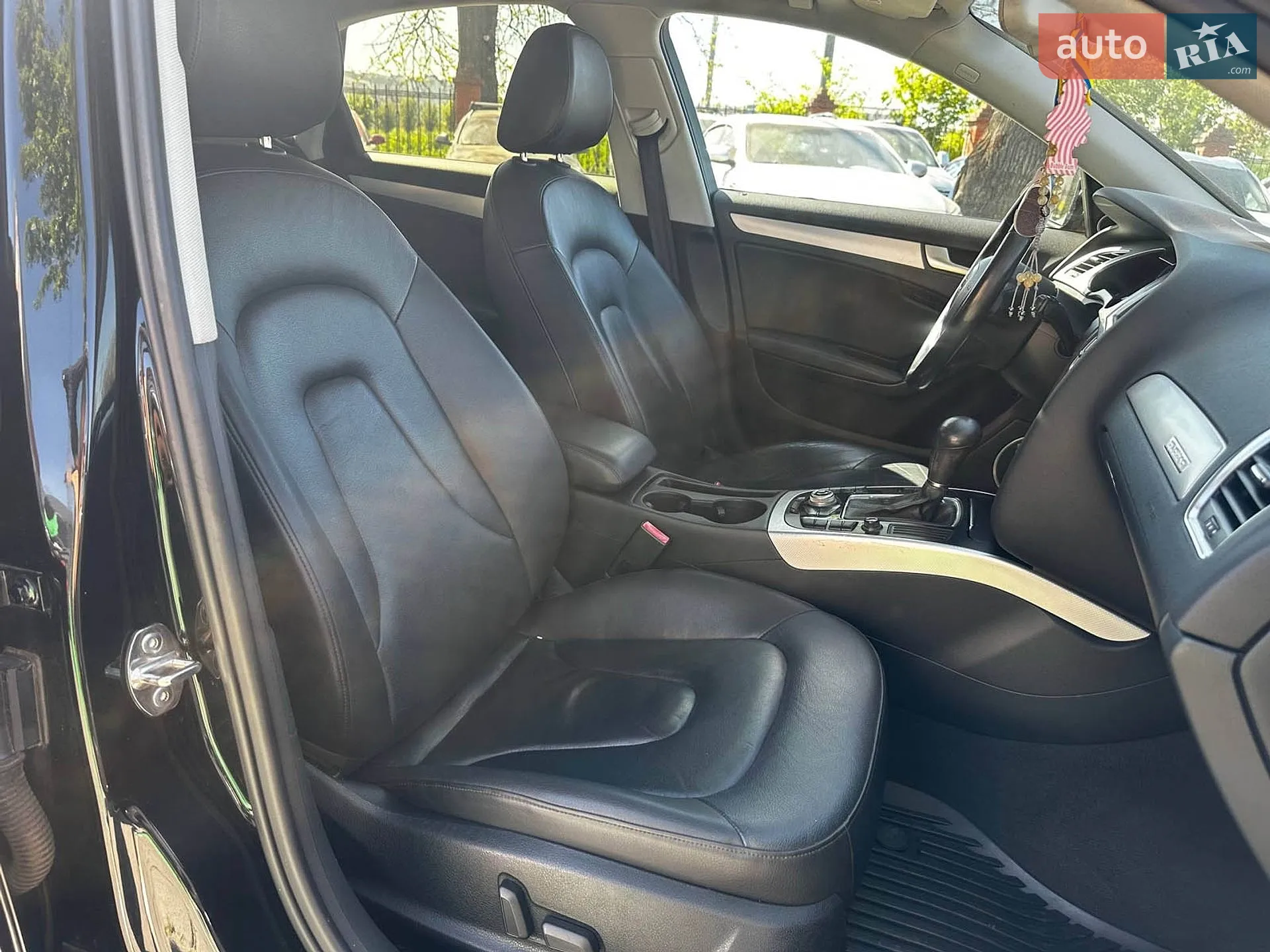 2011 Audi A4 - мініатюра 30