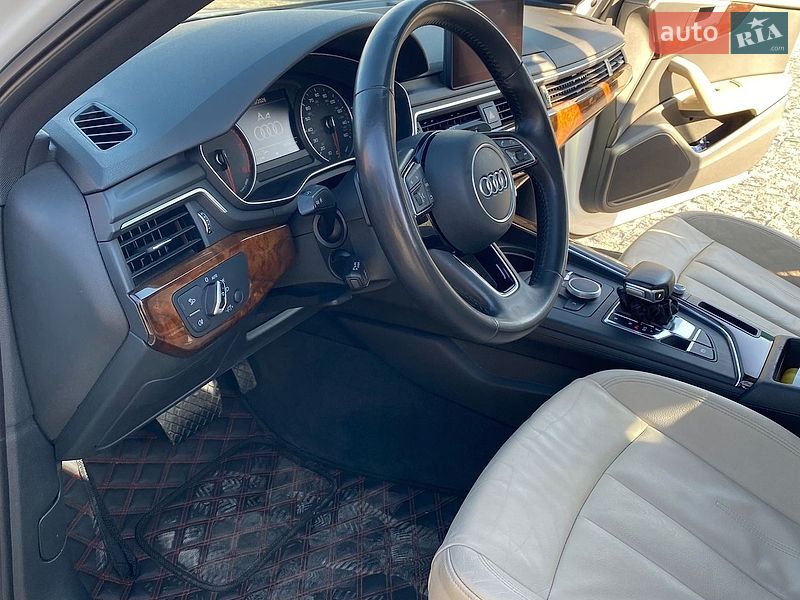 Седан Audi A4 2017 в Чернівцях