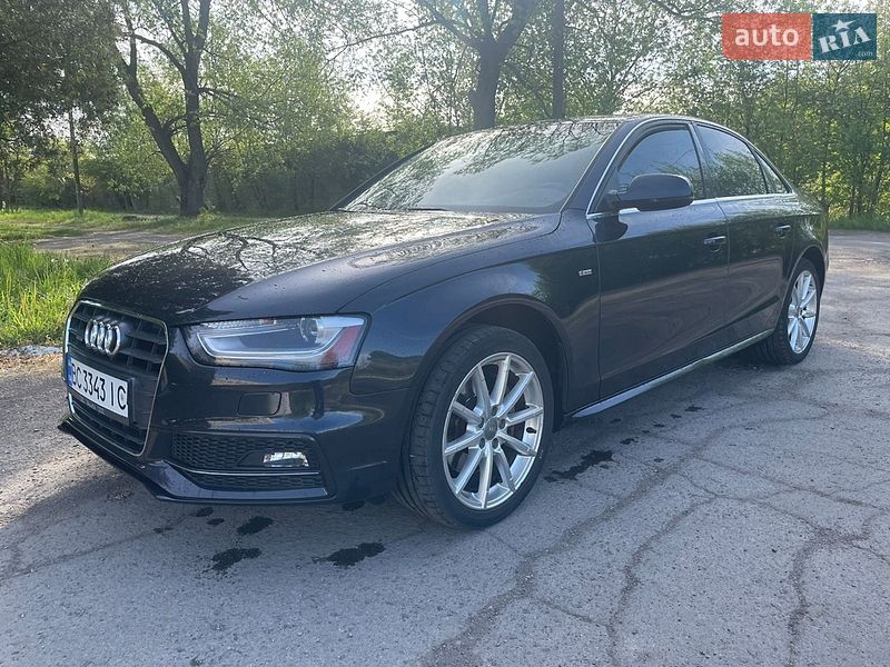 Седан Audi A4 2013 в Дрогобыче