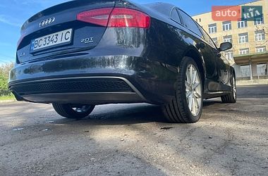 Седан Audi A4 2013 в Дрогобыче
