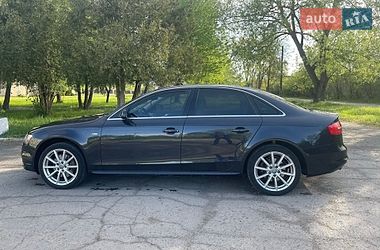 Седан Audi A4 2013 в Дрогобыче