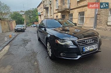Седан Audi A4 2011 в Львове