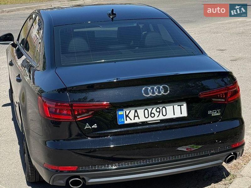 Седан Audi A4 2017 в Киеве