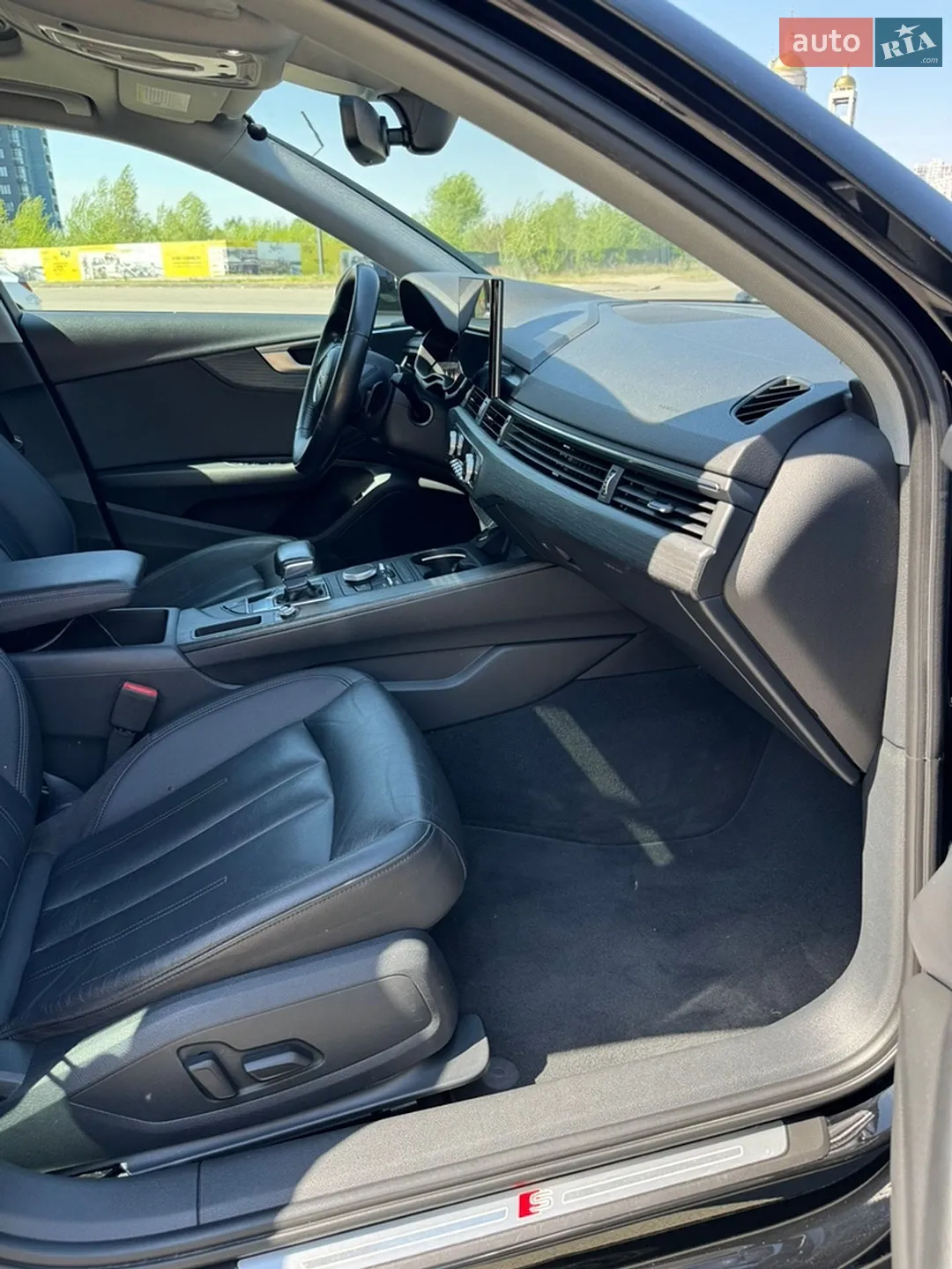 2017 Audi A4 - мініатюра 25