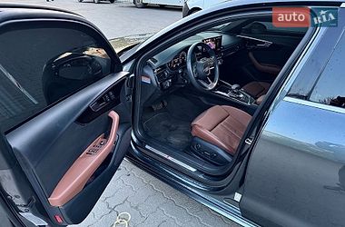 Седан Audi A4 2020 в Львове