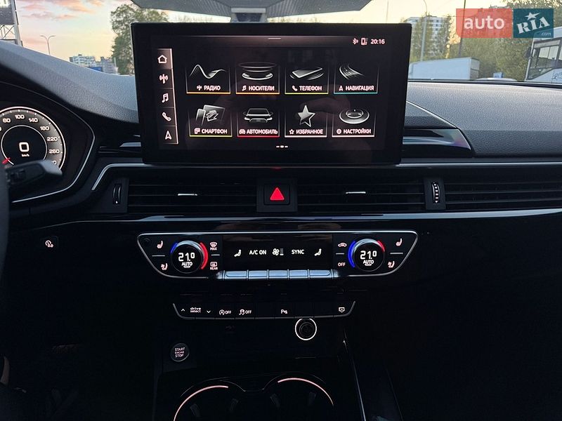 Седан Audi A4 2020 в Львове