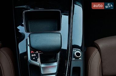 Седан Audi A4 2020 в Львове
