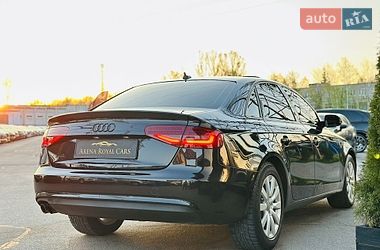 Седан Audi A4 2012 в Харькове