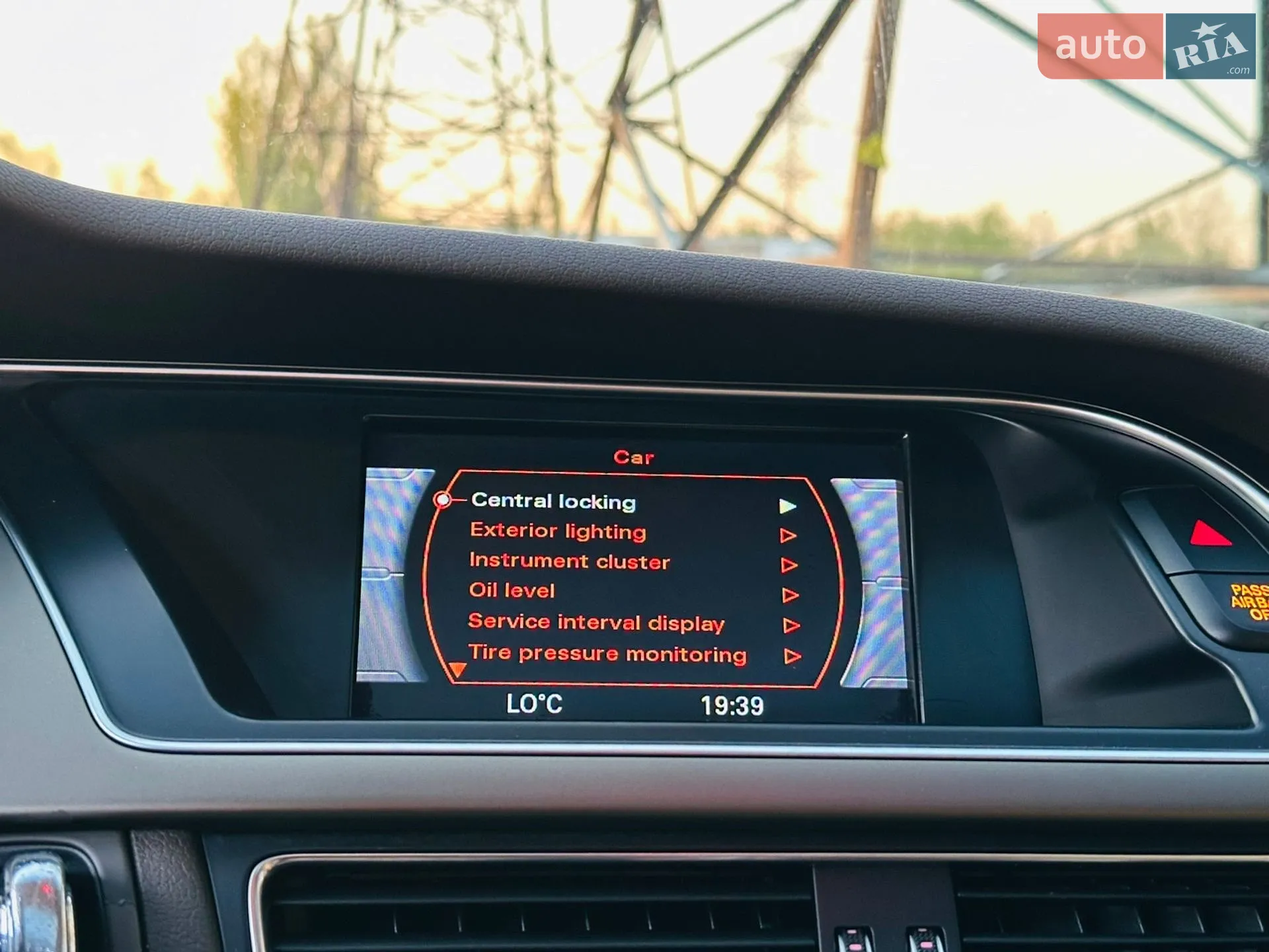 2012 Audi A4 - мініатюра 30