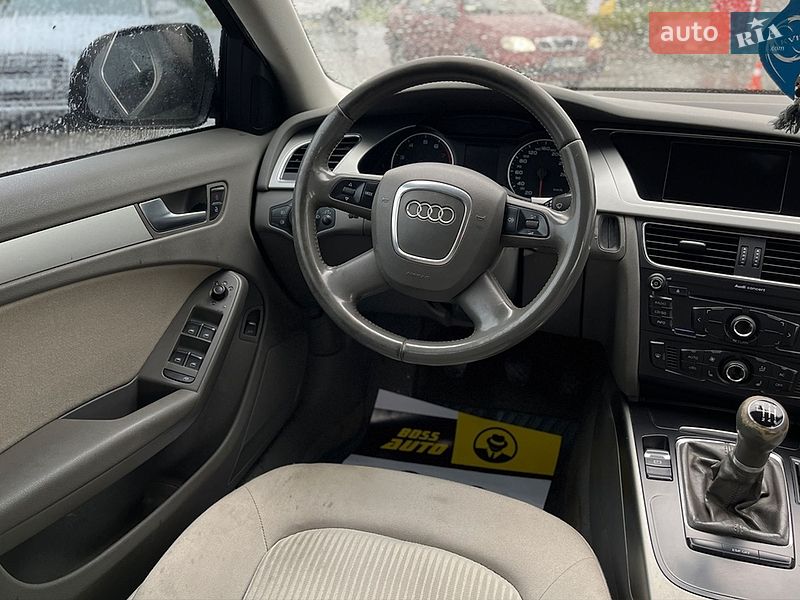 Седан Audi A4 2008 в Мукачевому