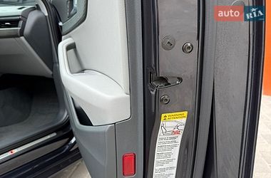 Седан Audi A4 2018 в Дубні