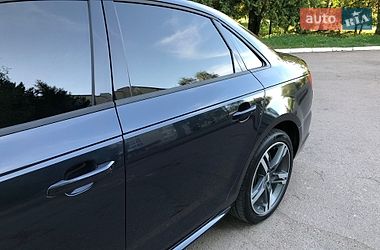 Седан Audi A4 2018 в Ирпене