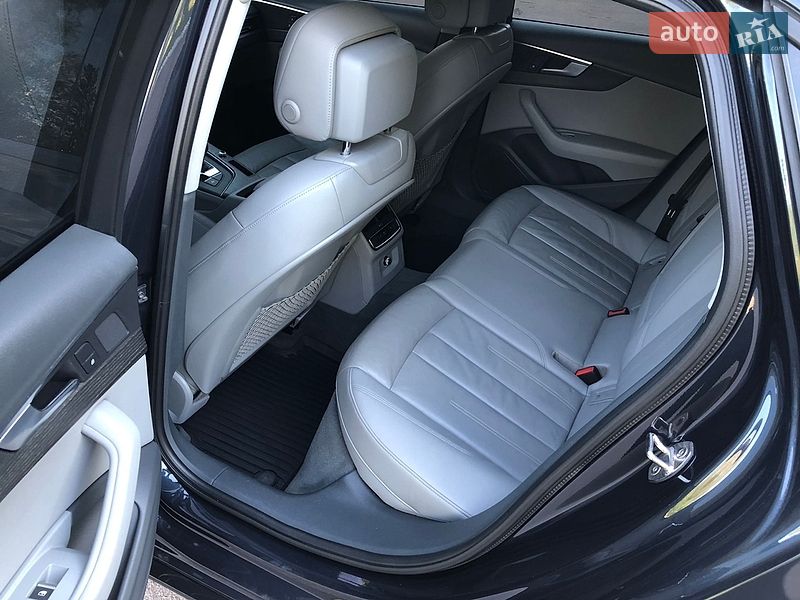 Седан Audi A4 2018 в Ирпене