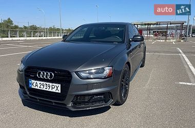 Седан Audi A4 2015 в Києві