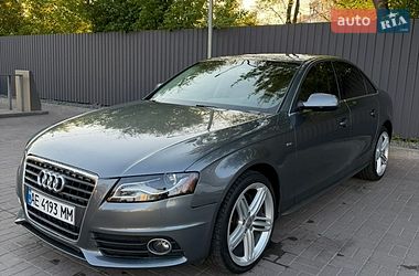 Седан Audi A4 2012 в Дніпрі