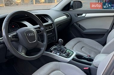 Седан Audi A4 2012 в Дніпрі