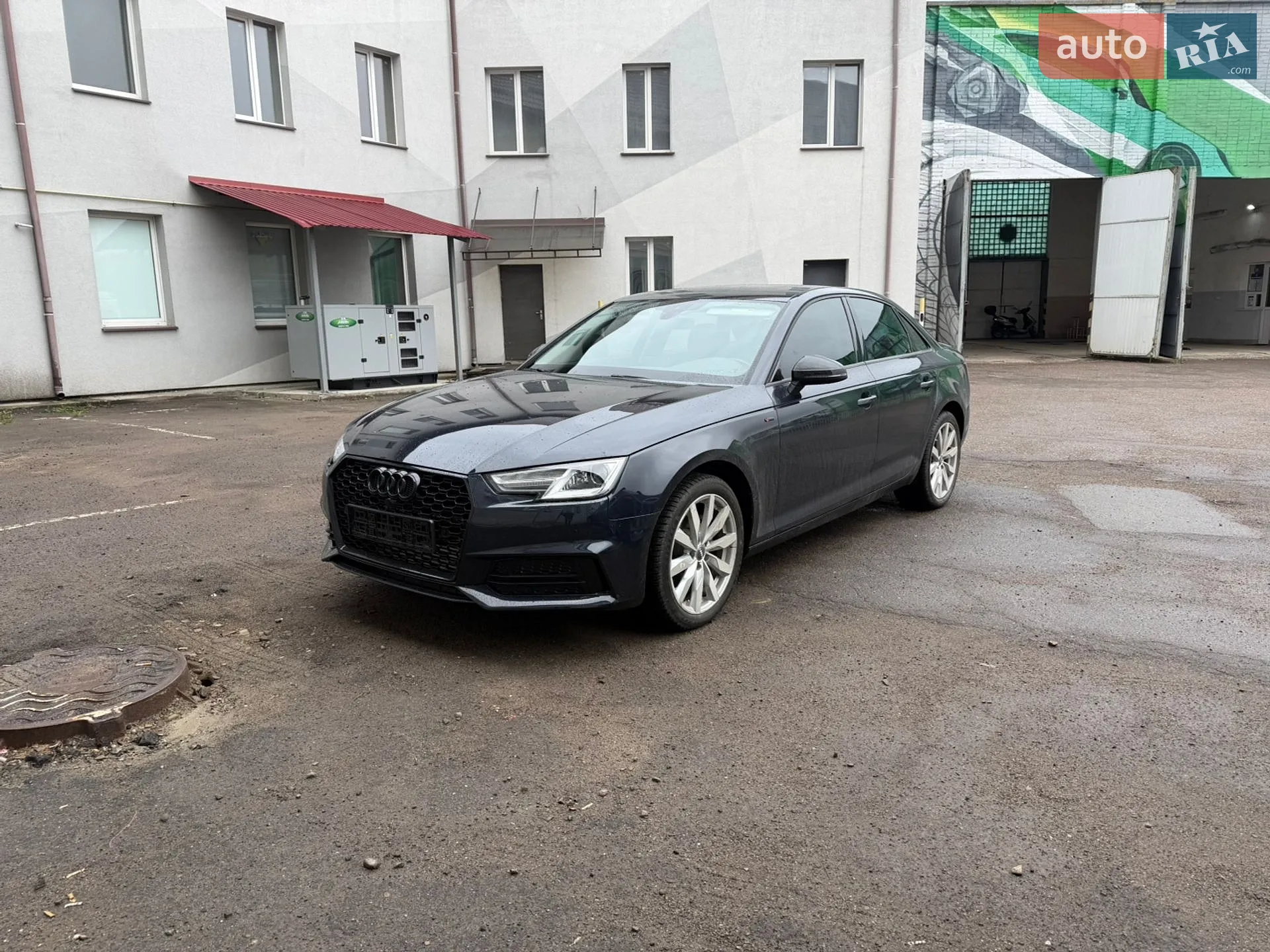 2017 Audi A4 - фото 1
