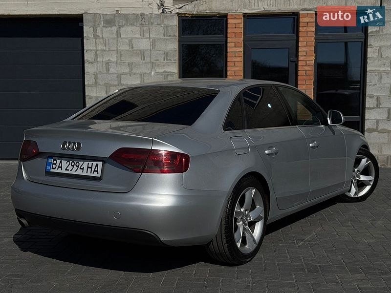 Седан Audi A4 2008 в Кропивницькому