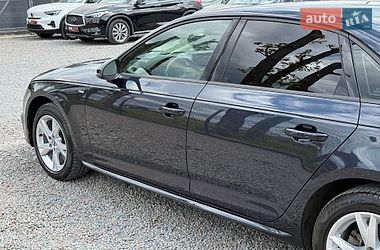 Седан Audi A4 2018 в Стрые