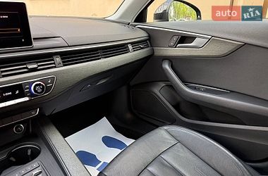 Седан Audi A4 2018 в Стрые