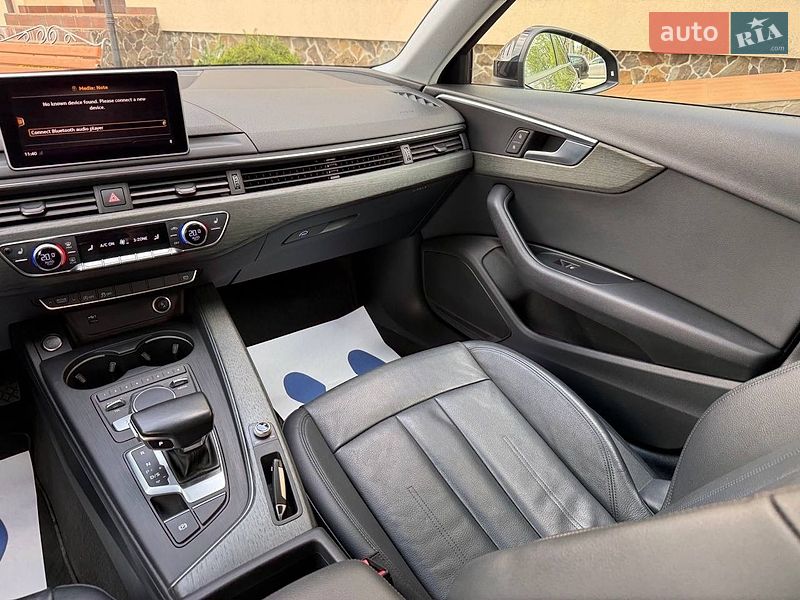 Седан Audi A4 2018 в Стрые