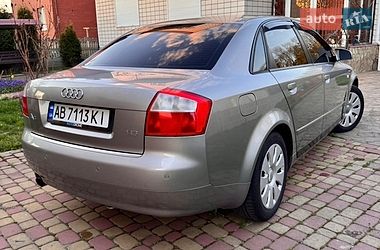 Седан Audi A4 2004 в Калиновке