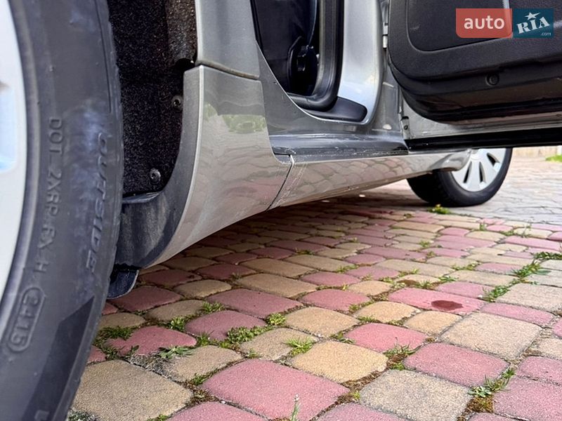 Седан Audi A4 2004 в Калиновке