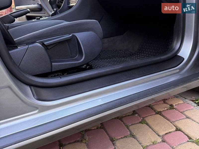 Седан Audi A4 2004 в Калиновке
