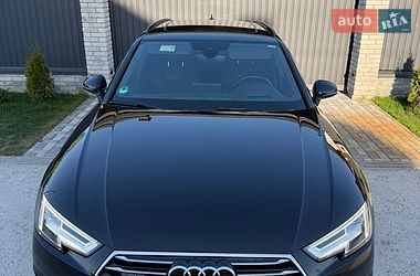 Универсал Audi A4 2016 в Киеве