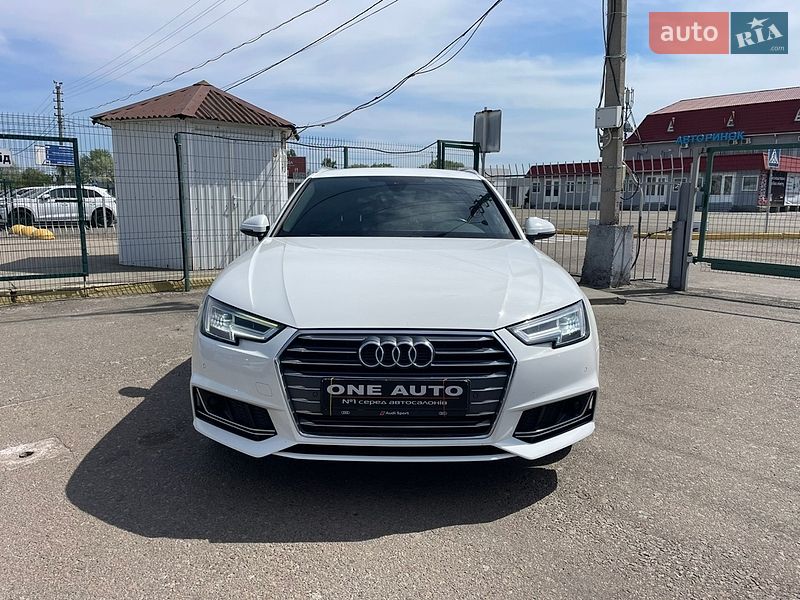 Универсал Audi A4 2017 в Киеве
