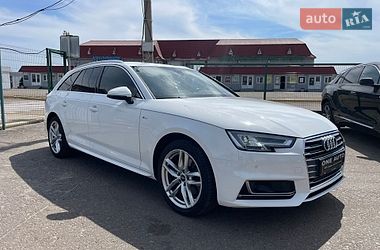 Универсал Audi A4 2017 в Киеве