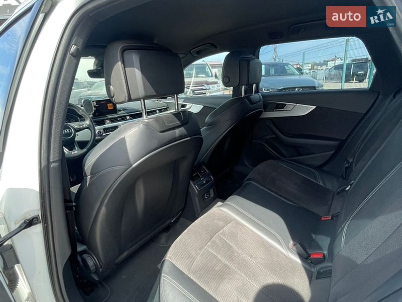 Универсал Audi A4 2017 в Киеве