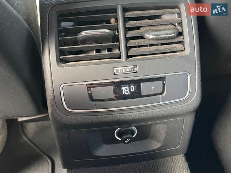 Универсал Audi A4 2017 в Киеве