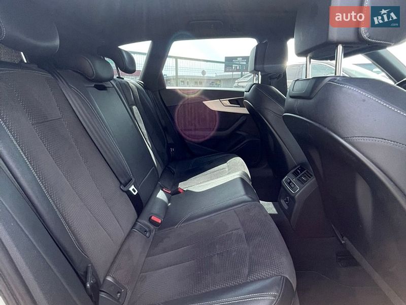 Универсал Audi A4 2017 в Киеве