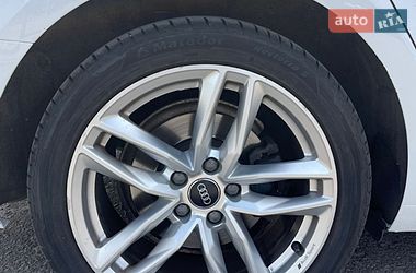 Универсал Audi A4 2017 в Киеве