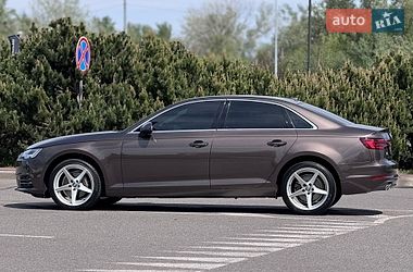 Седан Audi A4 2018 в Києві