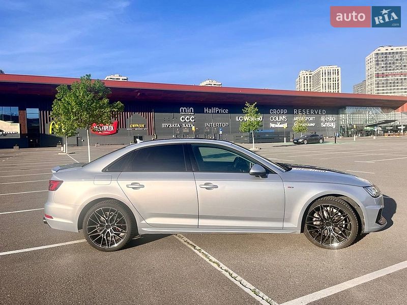 Седан Audi A4 2018 в Киеве