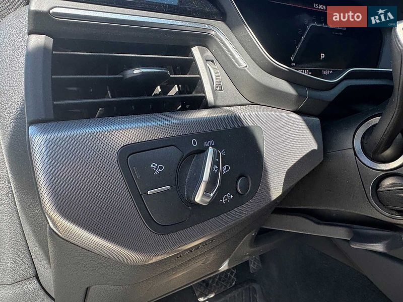 Седан Audi A4 2022 в Вінниці
