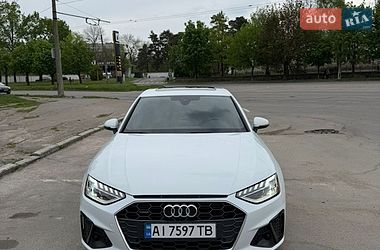 Седан Audi A4 2022 в Киеве