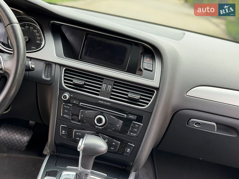 Седан Audi A4 2012 в Одессе