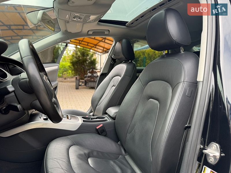 Седан Audi A4 2012 в Одессе
