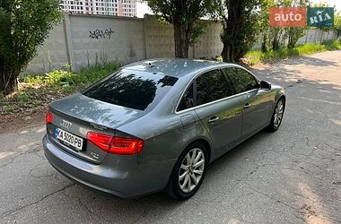 Седан Audi A4 2012 в Києві