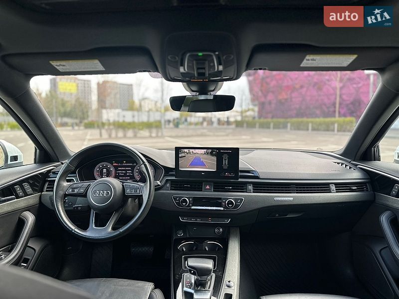Седан Audi A4 2020 в Киеве